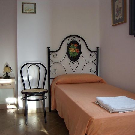 Otranto Le Sancinare Bed & Breakfast Casamassella Exterior photo