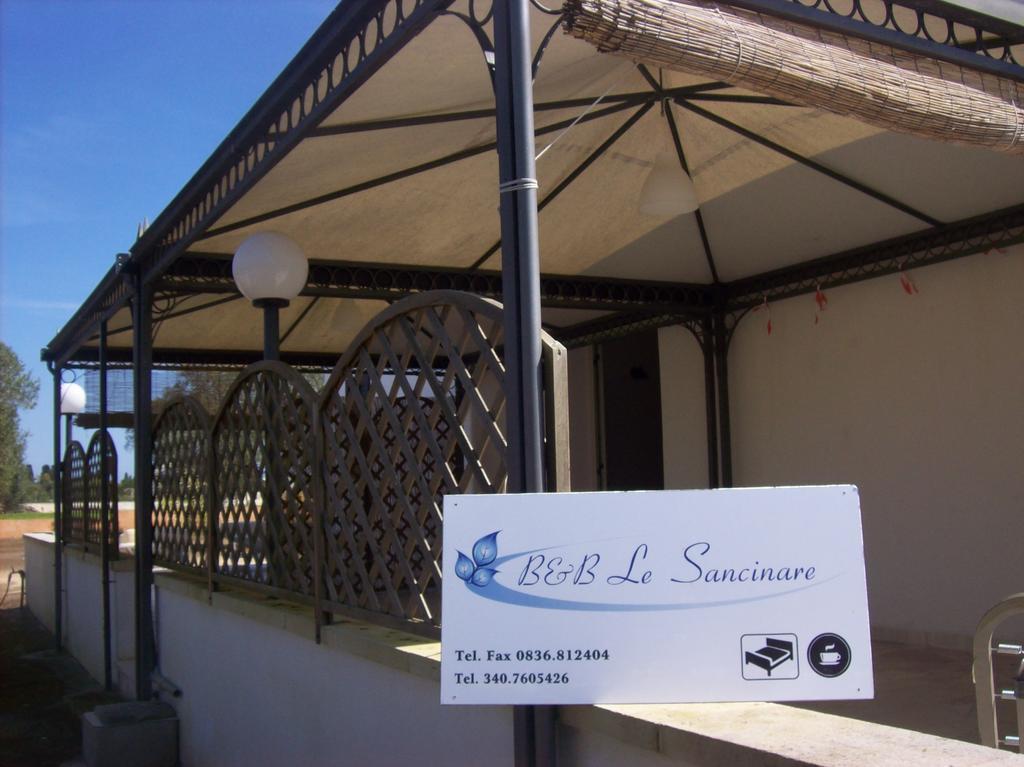 Otranto Le Sancinare Bed & Breakfast Casamassella Exterior photo