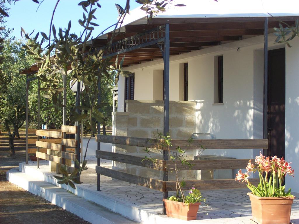 Otranto Le Sancinare Bed & Breakfast Casamassella Exterior photo