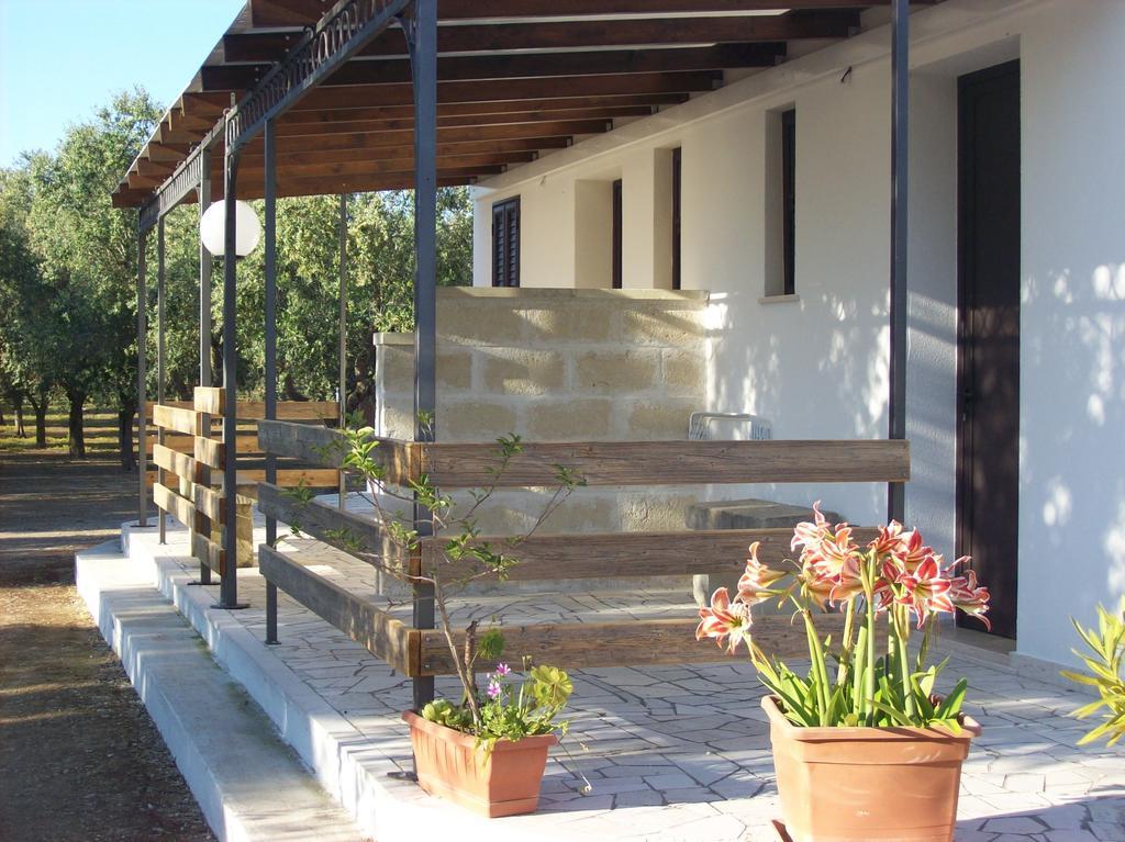 Otranto Le Sancinare Bed & Breakfast Casamassella Exterior photo