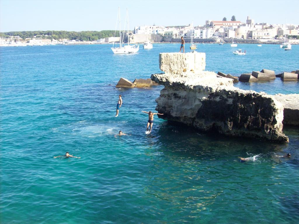 Otranto Le Sancinare Bed & Breakfast Casamassella Exterior photo